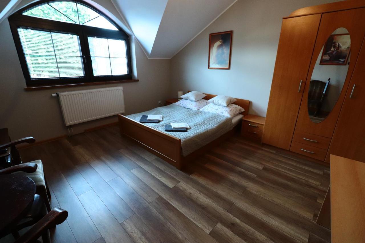 Karczma Pod Jesionem Hotell Brdow Eksteriør bilde